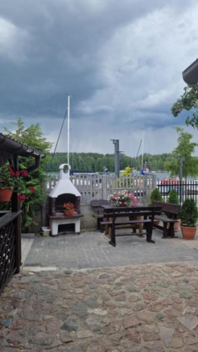 Domek przy promenadzie, Mikolajki